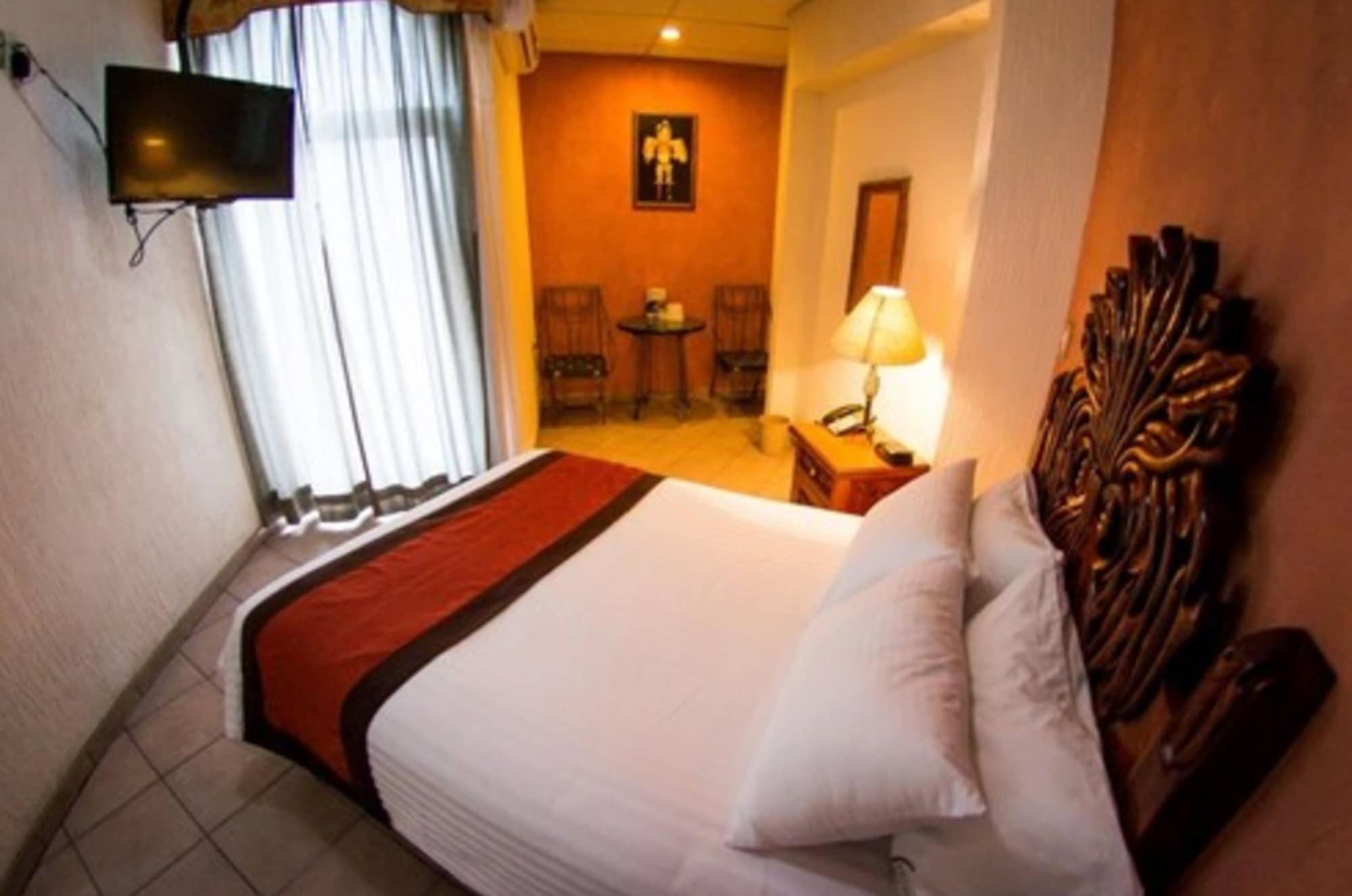 Hotel Real Azteca Boulevard เลออน ภายนอก รูปภาพ