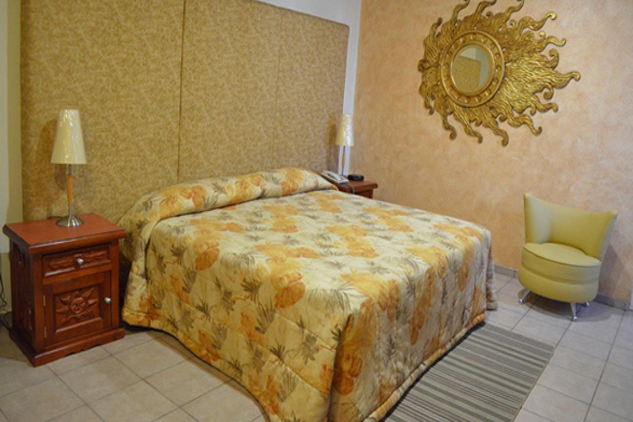 Hotel Real Azteca Boulevard เลออน ภายนอก รูปภาพ