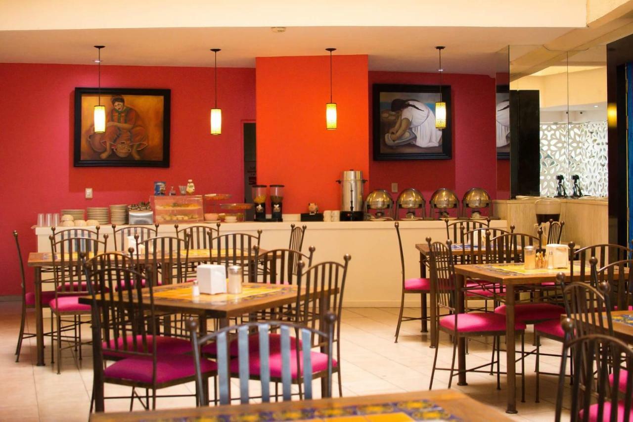 Hotel Real Azteca Boulevard เลออน ภายนอก รูปภาพ
